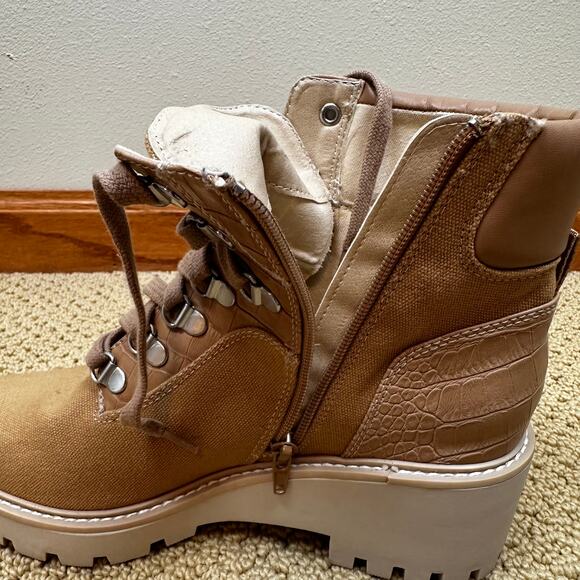 Dolce Vita Hammi Chunky Heel Platform Military Booties Cafe Multi Canvas Tan 7.5 - Picture 10 of 13